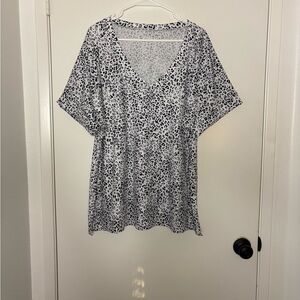 Leopard Print V-Neck Women's Top